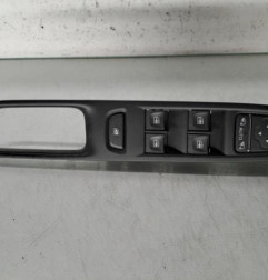 Interrupteur de leve vitre avant gauche RENAULT CLIO 4 Photo n°1