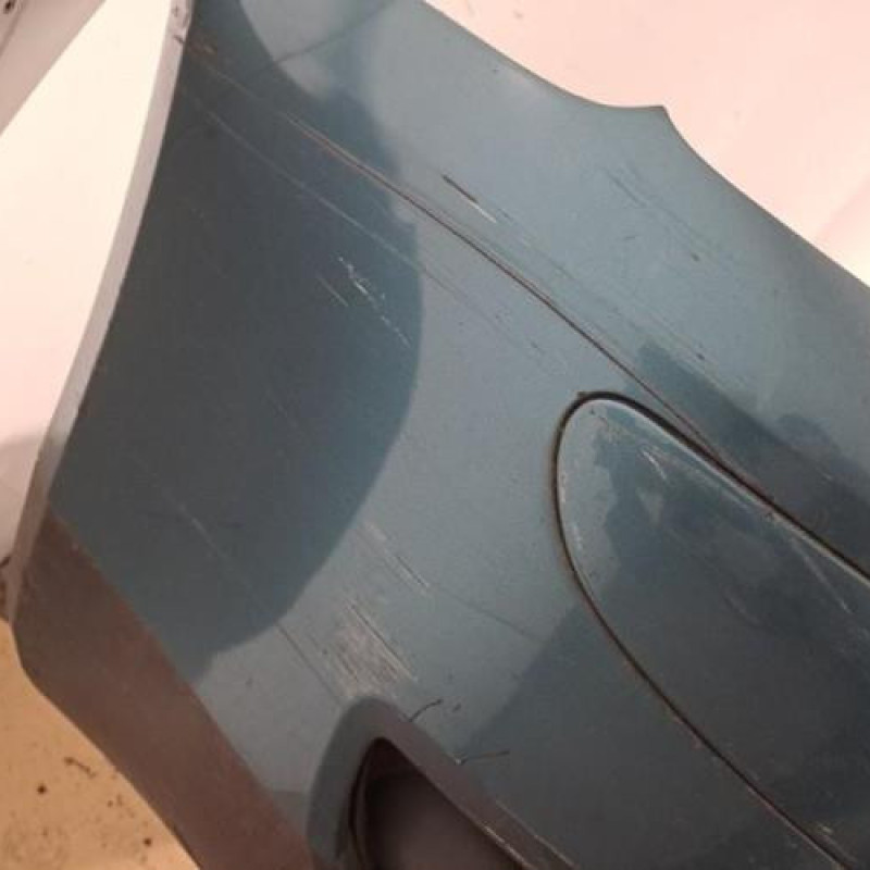 Pare choc avant VOLKSWAGEN TOURAN 1