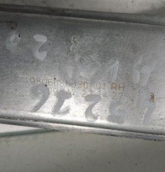 Leve vitre electrique avant droit PEUGEOT 2008 1 Photo n°1