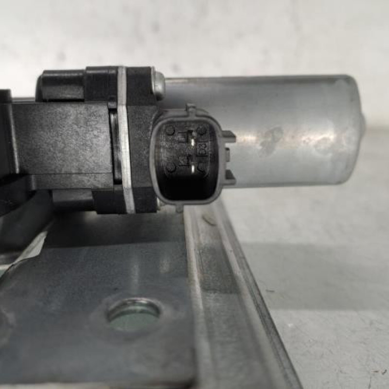 Leve vitre electrique arriere droit RENAULT CLIO 4