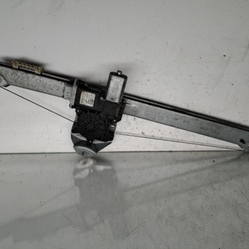 Leve vitre electrique avant gauche NISSAN NV300