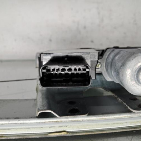 Leve vitre electrique avant droit NISSAN JUKE 2