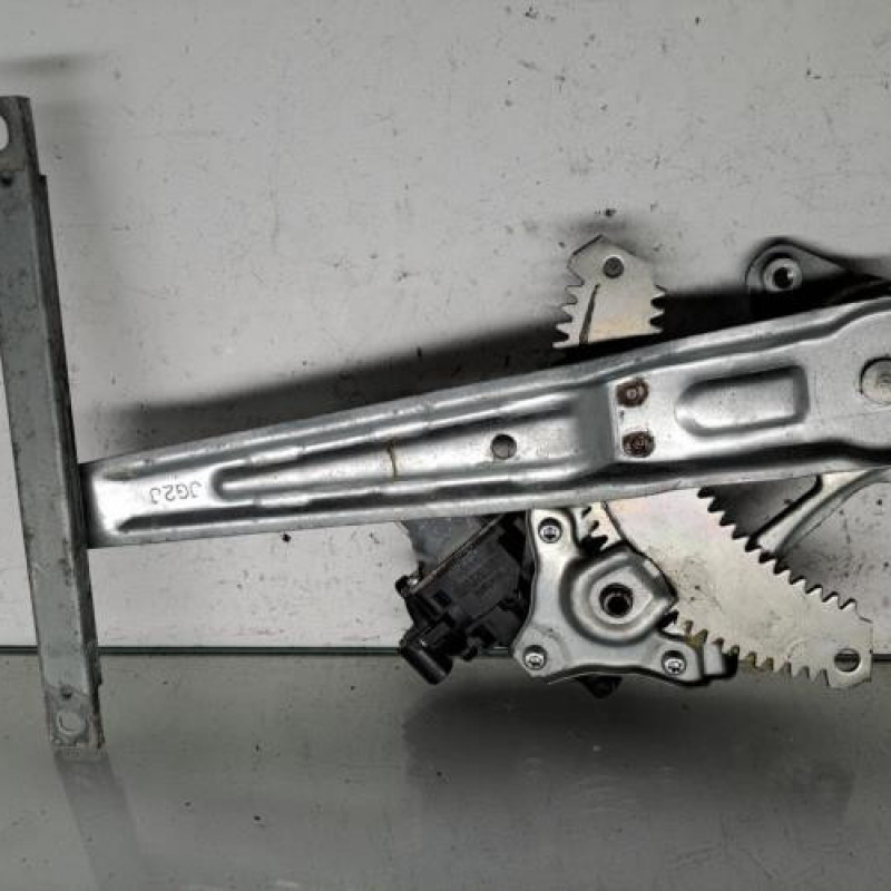 Leve vitre electrique arriere droit NISSAN JUKE 2