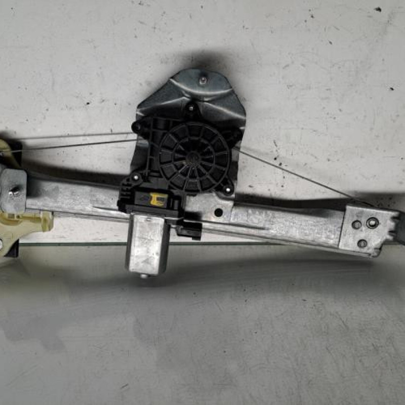 Leve vitre electrique arriere gauche RENAULT CAPTUR 1