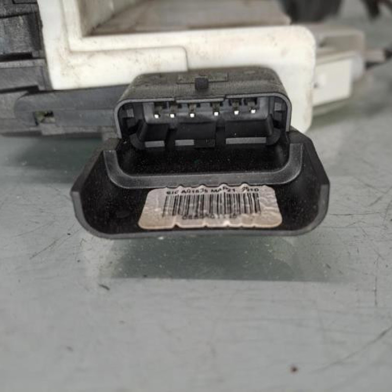 Serrure avant droit CITROEN C3 2