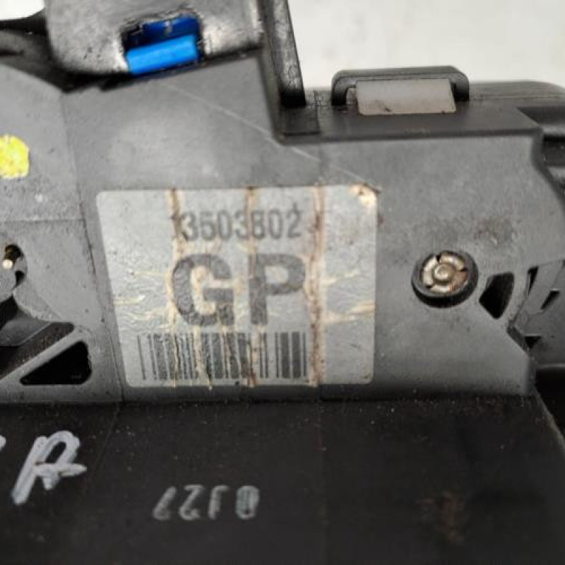 Serrure avant droit OPEL ASTRA J