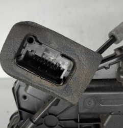 Serrure avant gauche VOLKSWAGEN POLO 6 Photo n°1