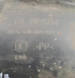 Pare boue avant gauche SEAT IBIZA 4 Photo n°3