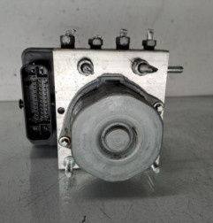 Bloc ABS (freins anti-blocage) RENAULT CAPTUR 1 Photo n°3