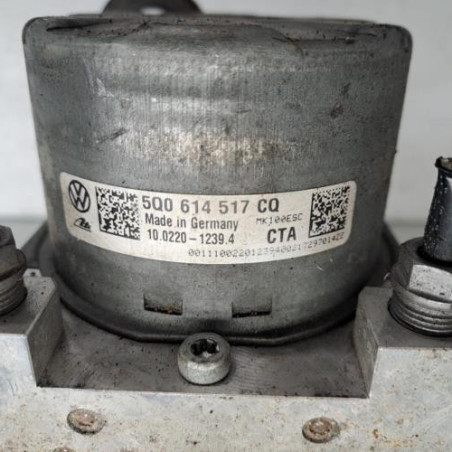 Bloc ABS (freins anti-blocage) VOLKSWAGEN GOLF 7 Photo n°1