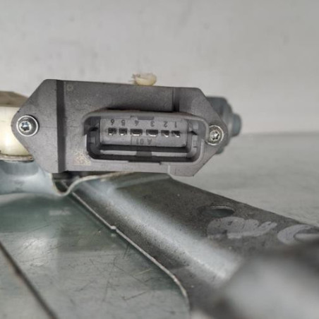 Leve vitre electrique avant gauche PEUGEOT 5008 1