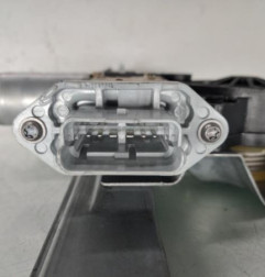 Leve vitre electrique avant gauche RENAULT CLIO 4 Photo n°3