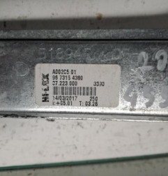 Leve vitre electrique avant droit PEUGEOT 208 1 Photo n°4