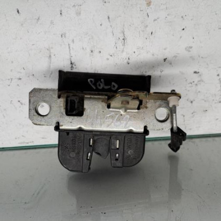 Serrure de hayon VOLKSWAGEN POLO 4 Photo n°1