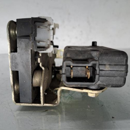 Serrure avant droit RENAULT R19