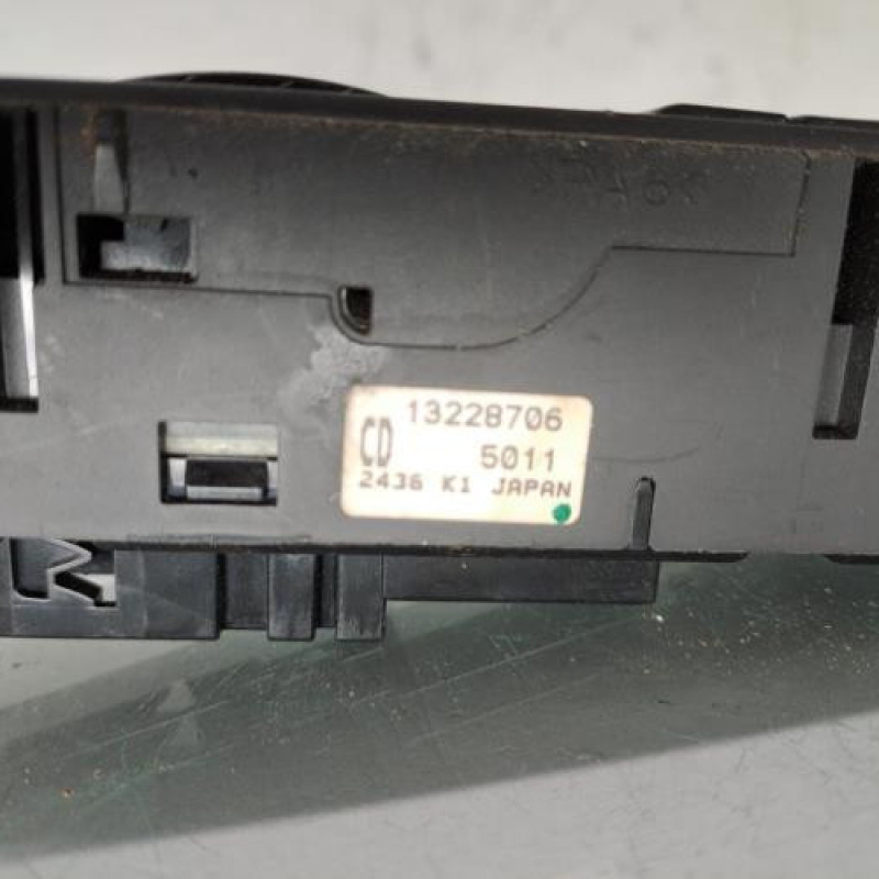 Interrupteur de leve vitre avant gauche OPEL ZAFIRA B