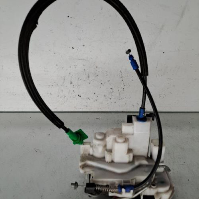 Serrure avant gauche PEUGEOT BIPPER