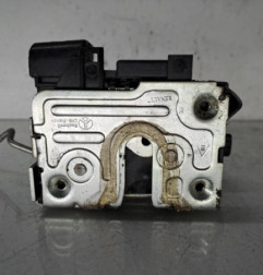 Serrure avant droit DACIA DUSTER 1