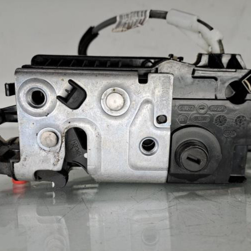 Serrure arriere droit CITROEN C4 2