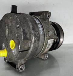 Compresseur clim RENAULT LAGUNA 2 Photo n°3