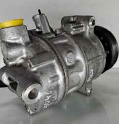 Compresseur clim VOLKSWAGEN POLO 5 Photo n°4