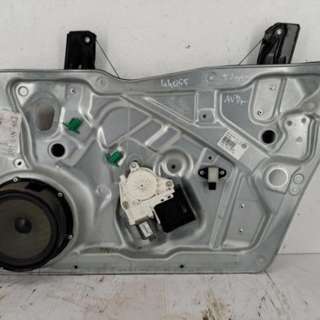 Leve vitre electrique avant droit VOLKSWAGEN TIGUAN 1