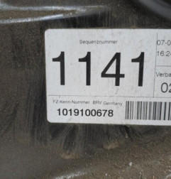 Leve vitre electrique avant gauche VOLKSWAGEN PASSAT 5 Photo n°3