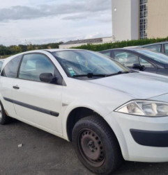 Pare choc arriere RENAULT MEGANE 2 Photo n°6