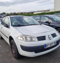 Pare choc arriere RENAULT MEGANE 2 Photo n°11