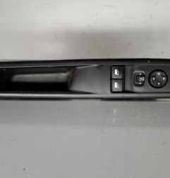 Interrupteur de leve vitre avant gauche CITROEN JUMPY 3 M