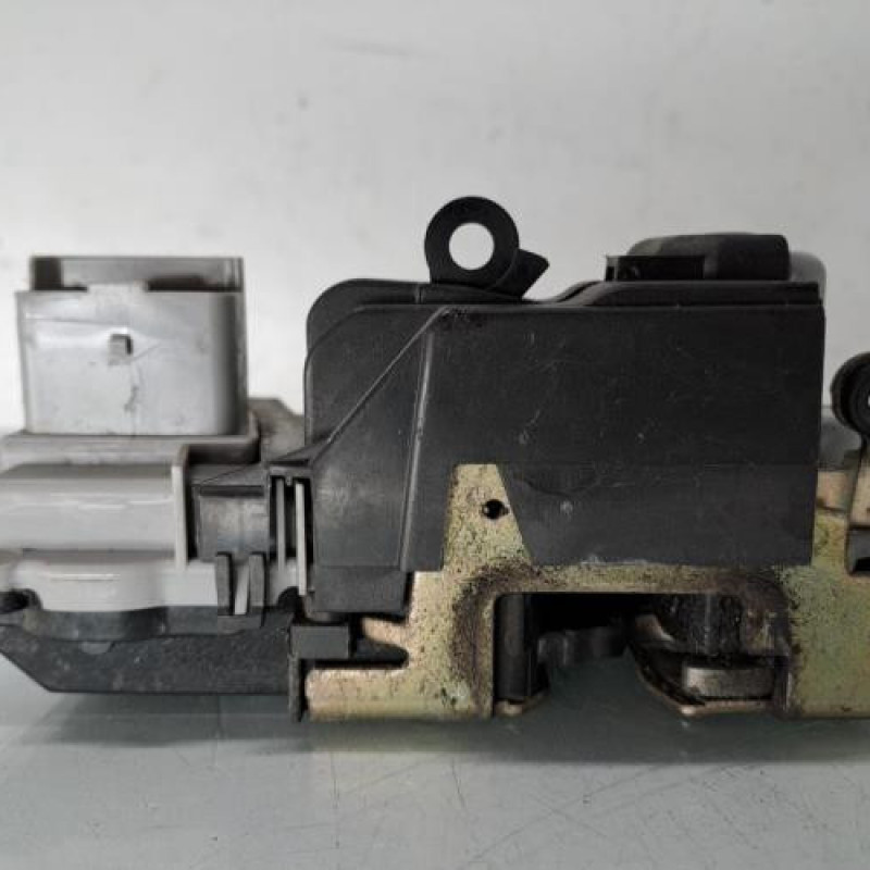 Serrure avant gauche CITROEN XSARA PICASSO