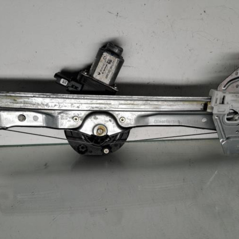 Leve vitre electrique arriere droit RENAULT SCENIC 4