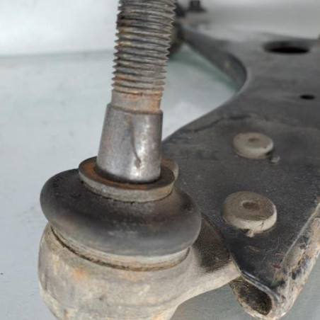 Triangle avant droit FORD FOCUS 2