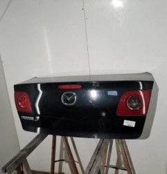 Malle/Hayon arriere MAZDA 3 1 Photo n°1