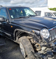 Capot JEEP CHEROKEE 2 Photo n°11