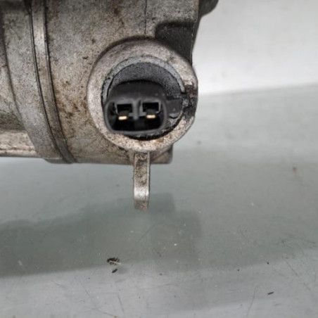 Compresseur clim OPEL CORSA D Photo n°1