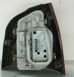 Feu arriere principal gauche (feux) VOLKSWAGEN POLO 4 Photo n°1