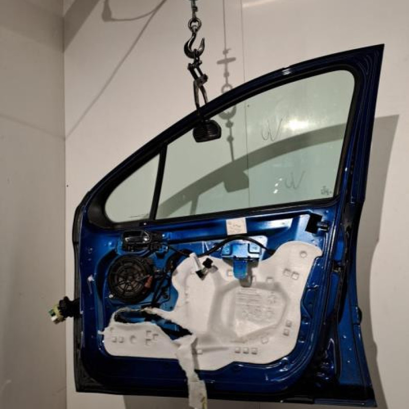 Porte avant droit PEUGEOT 207