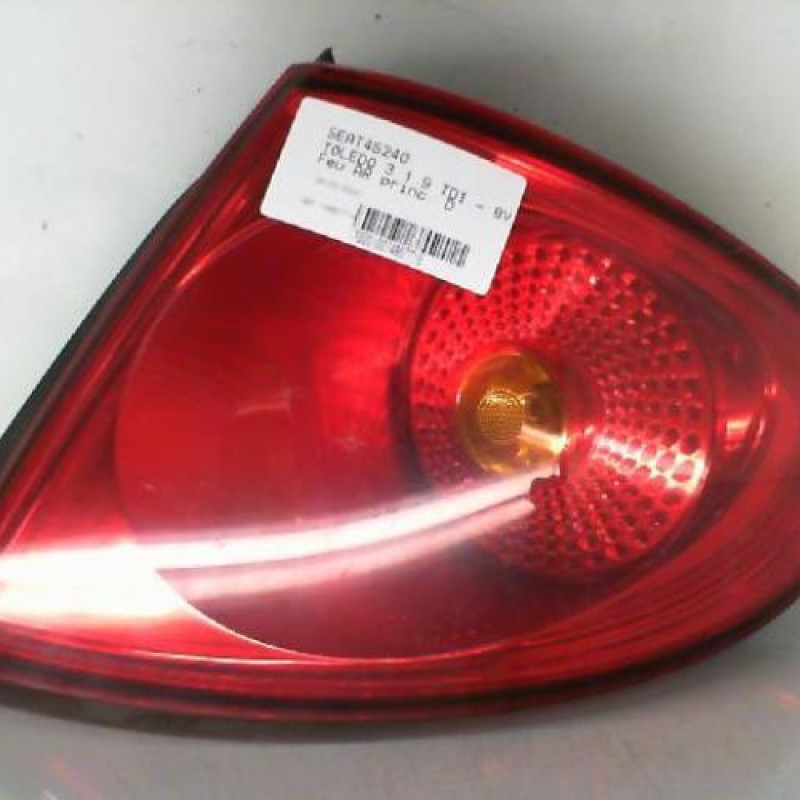 Feu arriere principal droit (feux) SEAT TOLEDO 3