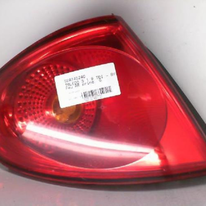 Feu arriere principal gauche (feux) SEAT TOLEDO 3