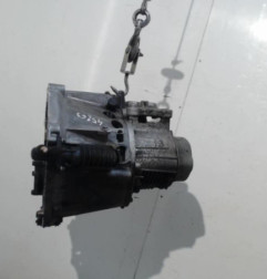 Boite de vitesses PEUGEOT 208 1 Photo n°1