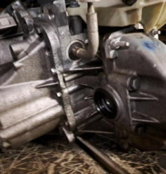 Boite de vitesses PEUGEOT 208 1 Photo n°5