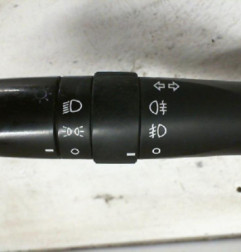 Commodo phare TOYOTA AURIS 1 Photo n°3