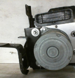 Bloc ABS (freins anti-blocage) PEUGEOT 3008 2 Photo n°1