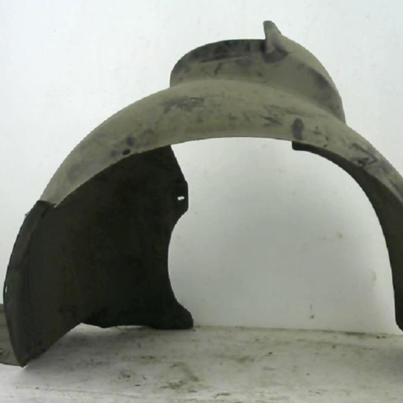 Pare boue avant gauche VOLKSWAGEN FOX