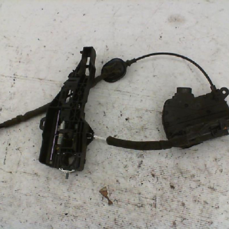 Serrure avant droit RENAULT CLIO 4