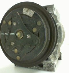 Compresseur clim FIAT PUNTO 2 Photo n°1