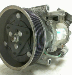 Compresseur clim RENAULT CLIO 3 Photo n°1