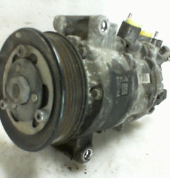 Compresseur clim VOLKSWAGEN GOLF 7 Photo n°1