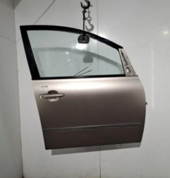 Porte avant droit TOYOTA AVENSIS VERSO